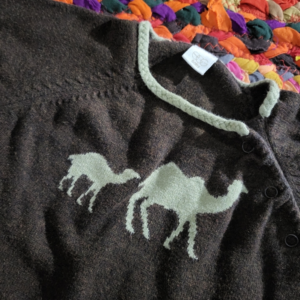 Cozy Camel Print Kids Bodysuit